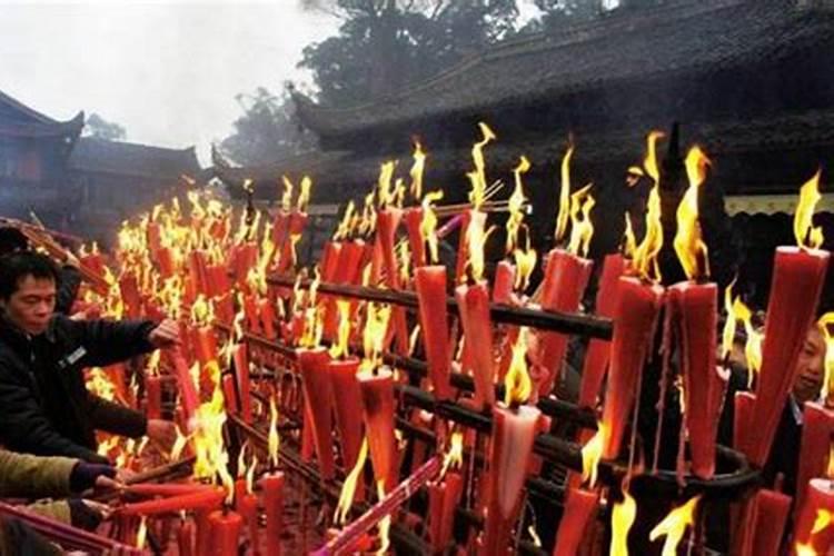 陪朋友去寺庙祈愿拜祭可以吗有什么讲究？？搞笑人士勿忘