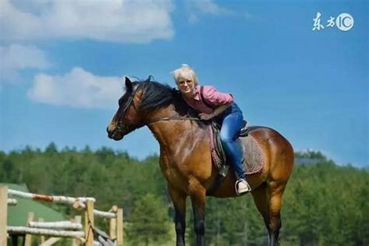 梦到死去的亲人再次死去